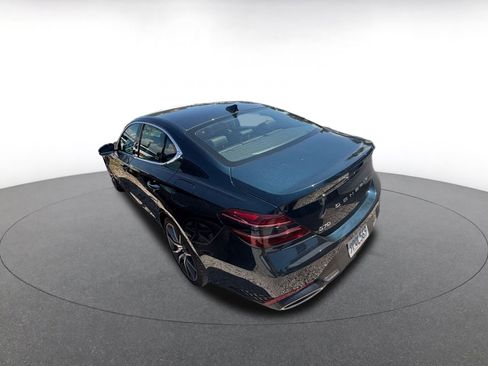 Used 2025 Genesis G70 2.5T image 8