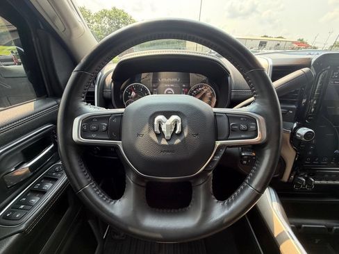 Used 2023 RAM 2500 Laramie AWD/4WD image 9