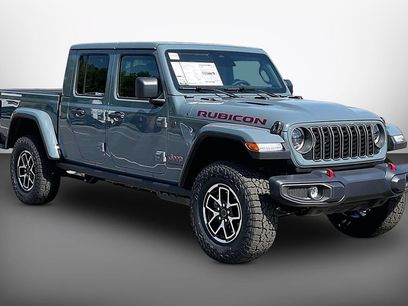 New 2026 Jeep Gladiator Rubicon w/ Steel Power Dome Hood Package