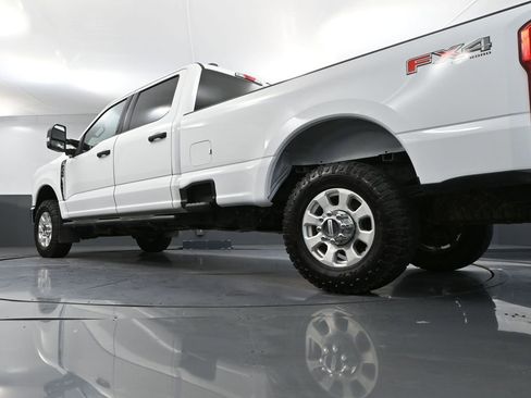 Used 2023 Ford F350 XLT w/ FX4 Off-Road Package image 49