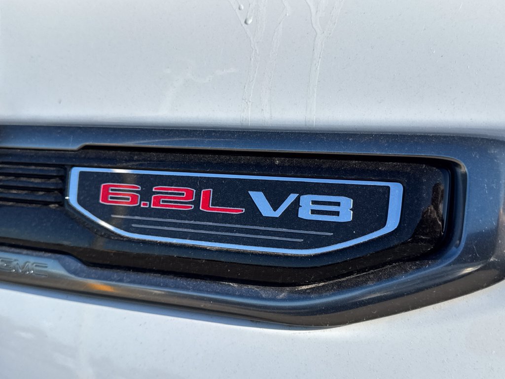 New 2026 GMC Sierra 1500 AT4 w/ Technology Package AWD/4WD image 11