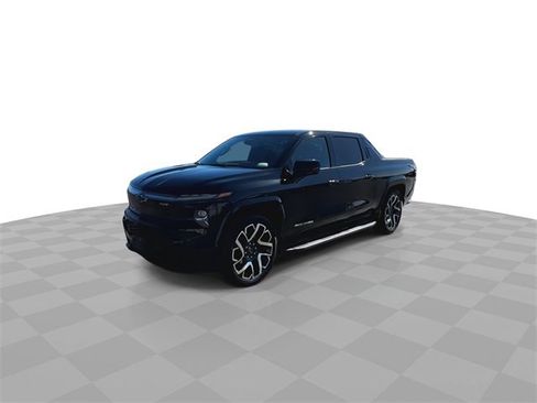 Certified 2024 Chevrolet Silverado EV RST image 5