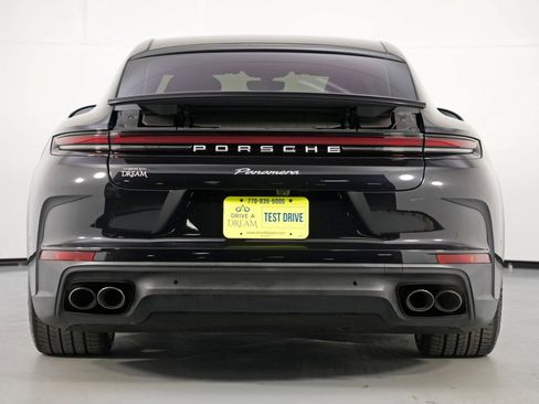 Used 2024 Porsche Panamera image 11
