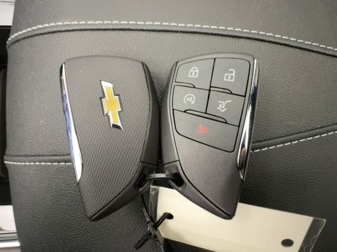 New 2026 Chevrolet Traverse LT w/ Sun and Wheel Package image 31