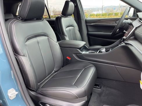 New 2026 Jeep Grand Cherokee Limited image 31