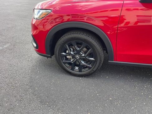 Used 2025 Honda HR-V Sport image 7