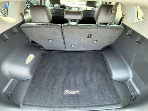 Used 2018 Hyundai Tucson SEL Plus AWD/4WD image 12