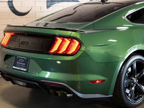 Used 2022 Ford Mustang GT Premium w/ Black Accent Package RWD image 19
