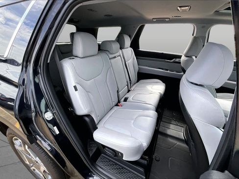Used 2024 Hyundai Palisade SEL FWD image 20