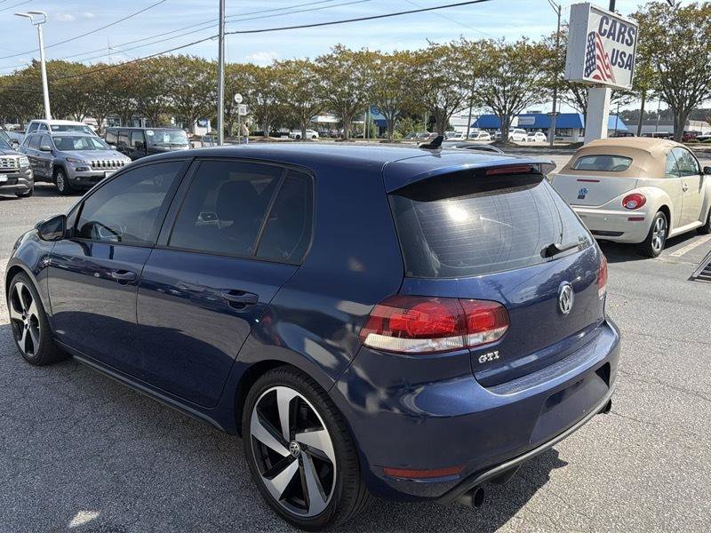Used 2010 Volkswagen GTI 4-Door FWD image 5