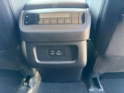 Used 2023 Nissan Pathfinder SV w/ Black Appearance Package AWD/4WD image 22