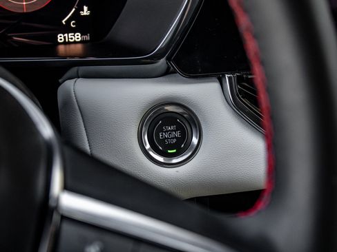 Used 2024 GMC Canyon AT4X image 40