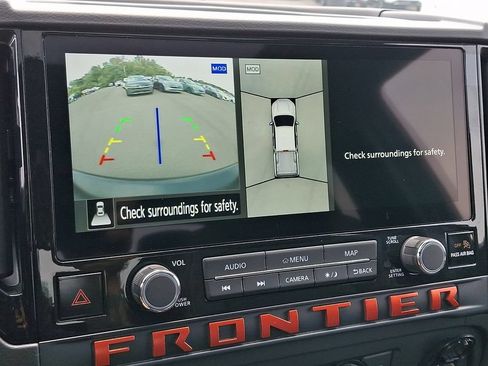 Certified 2025 Nissan Frontier PRO-4X w/ Pro Premium Package AWD/4WD image 18