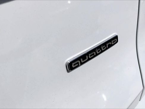 Used 2025 Audi Q5 Premium Plus AWD/4WD image 10