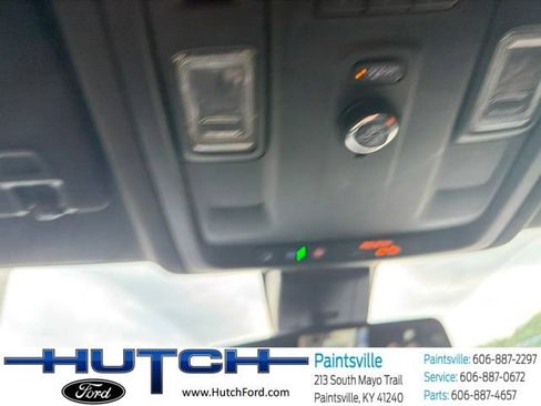 Used 2021 GMC Yukon SLT AWD/4WD image 34