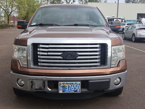 Used 2011 Ford F150 XLT w/ XLT Chrome Pkg image 9