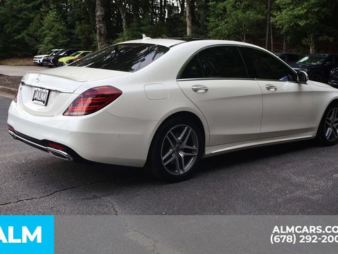 Used 2020 Mercedes-Benz S 560 Sedan w/ AMG Line Exterior image 5