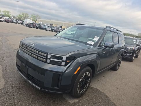 Used 2026 Hyundai Santa Fe SEL image 2