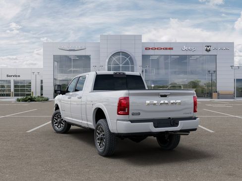New 2025 RAM 2500 Limited AWD/4WD image 3