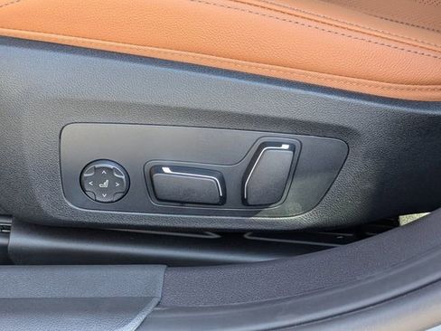 New 2026 BMW 330i Sedan w/ M Sport Package image 20