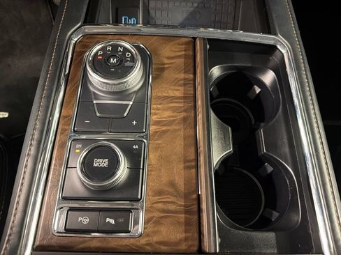 Used 2020 Ford Expedition Max Platinum AWD/4WD image 16