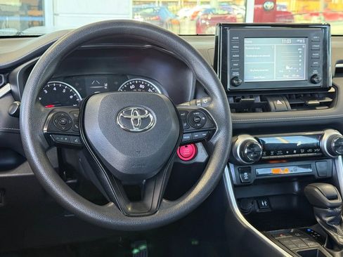 Used 2019 Toyota RAV4 XLE image 29