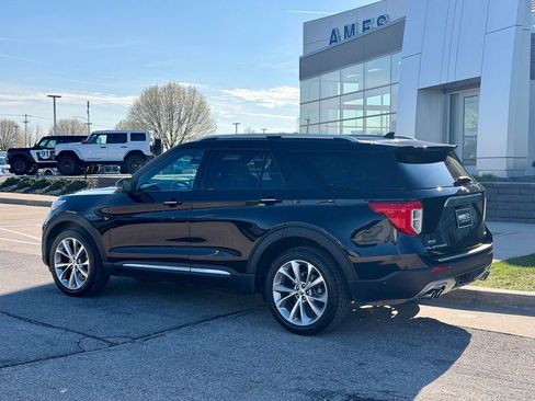 Used 2021 Ford Explorer Platinum w/ Equipment Group 601A AWD/4WD image 4