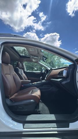 Used 2020 Subaru Outback Touring XT AWD/4WD image 29