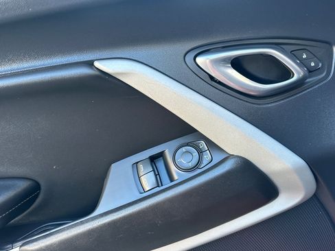 Used 2023 Chevrolet Camaro LT image 11