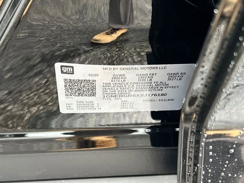 New 2025 Chevrolet Traverse LT w/ Enhanced Driving Package image 37