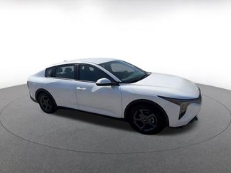 Used 2025 Kia K4 LXS video 2