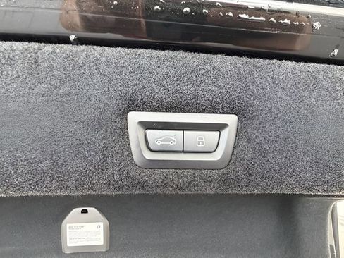 Certified 2023 BMW 740i image 35