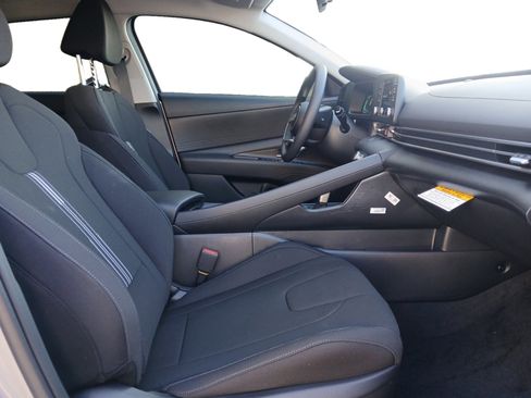 New 2026 Hyundai Elantra Blue image 15