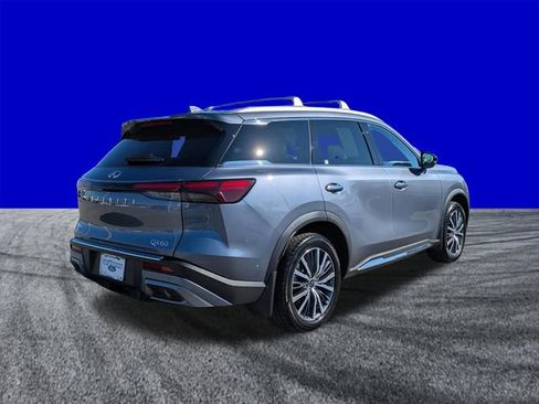 Used 2023 INFINITI QX60 Sensory w/ Vision Package AWD/4WD image 4