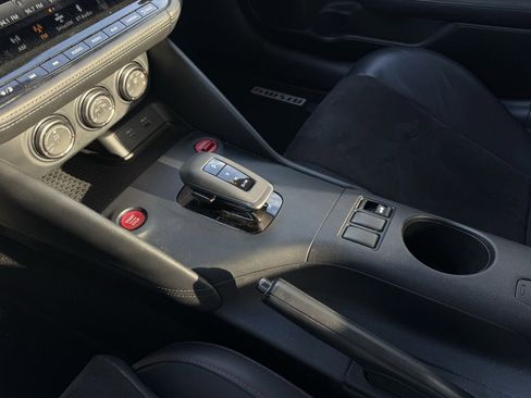 Used 2024 Nissan Z NISMO w/ Floor Mat Package image 20