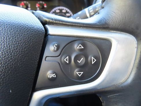 Used 2017 GMC Acadia SLE image 25