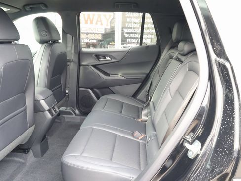 New 2026 Chevrolet Equinox LT w/ Convenience Package II image 25