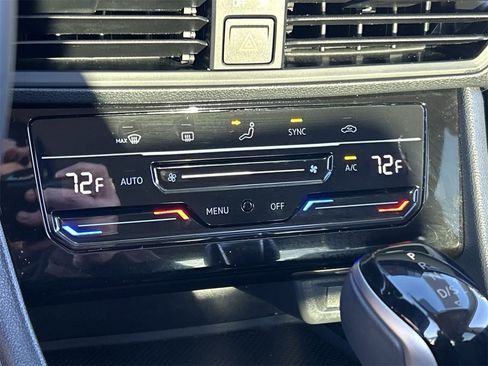 Certified 2025 Volkswagen Jetta S image 24