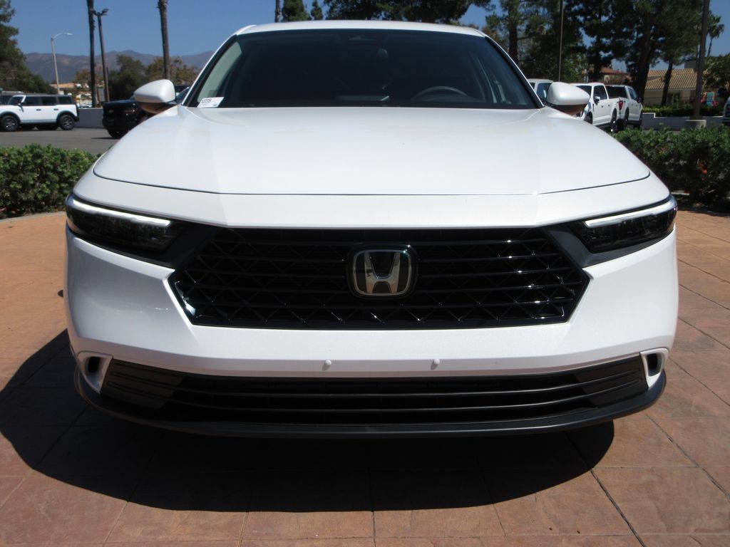 Used 2023 Honda Accord EX image 7