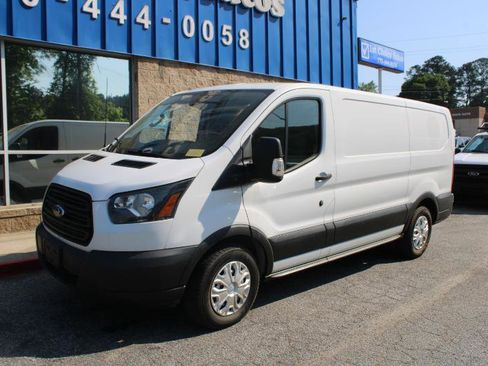Used 2019 Ford Transit 150 130 Low Roof RWD image 3