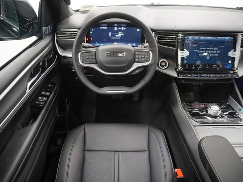 New 2026 Jeep Grand Wagoneer L Limited AWD/4WD image 20