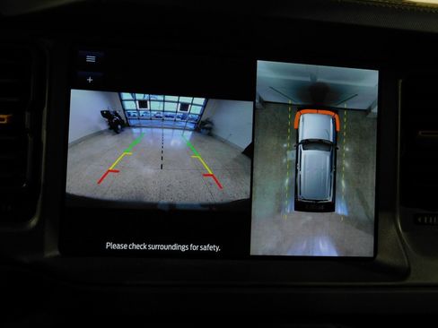 Used 2024 Ford Bronco Badlands image 55