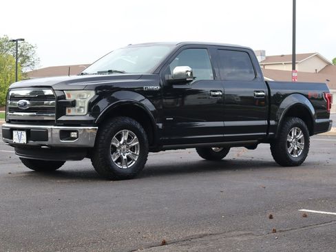 Used 2015 Ford F150 Lariat w/ Equipment Group 502A Luxury AWD/4WD image 11