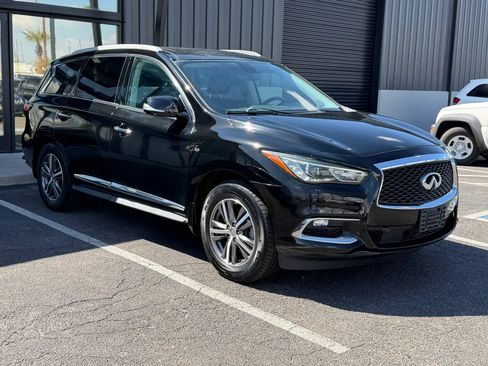 Used 2017 INFINITI QX60 FWD w/ Premium Plus Package image 9