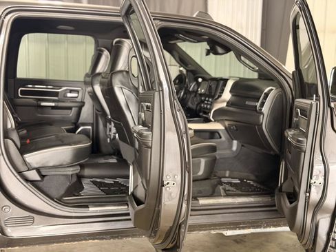 Used 2019 RAM 2500 Laramie AWD/4WD image 14