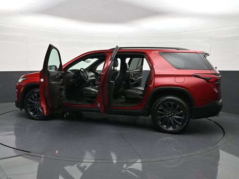 Certified 2023 Chevrolet Traverse RS AWD/4WD image 41