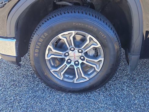 Used 2025 GMC Sierra 1500 SLT AWD/4WD image 7