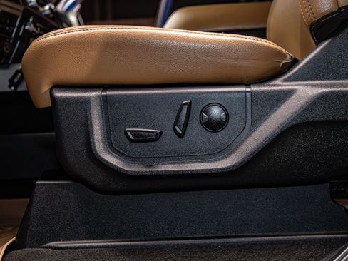 Used 2022 Ford F350 Lariat w/ Tremor Off-Road Package image 23