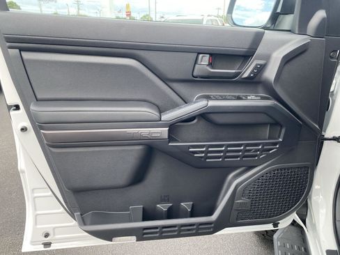 New 2025 Toyota 4Runner TRD Off-Road Premium image 13