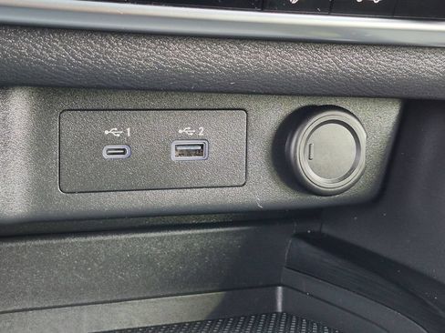 Used 2023 Nissan Rogue SV AWD/4WD image 20